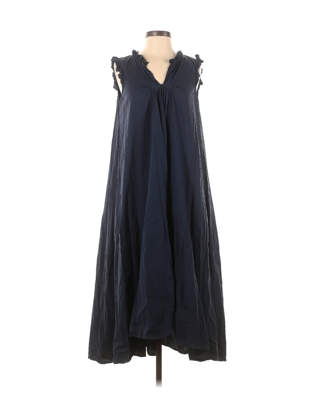 Sleeveless Navy Flow Maxi Dress with V-Neck Detailing
